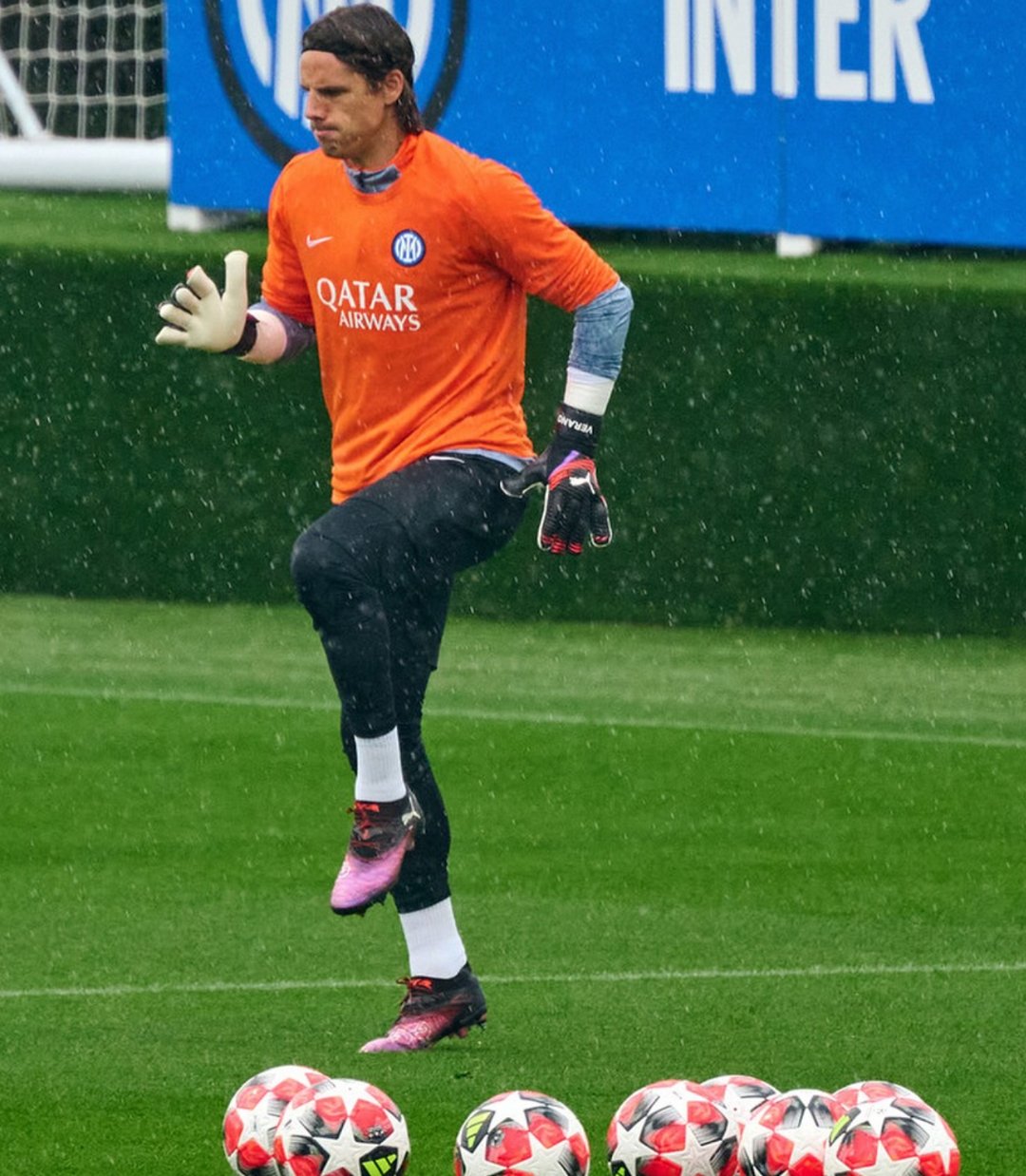 kaiyun-包含转会期体能课后；费耶诺德造点机会备战NBA总决赛；态度坚定；资深球员宣示担当的词条